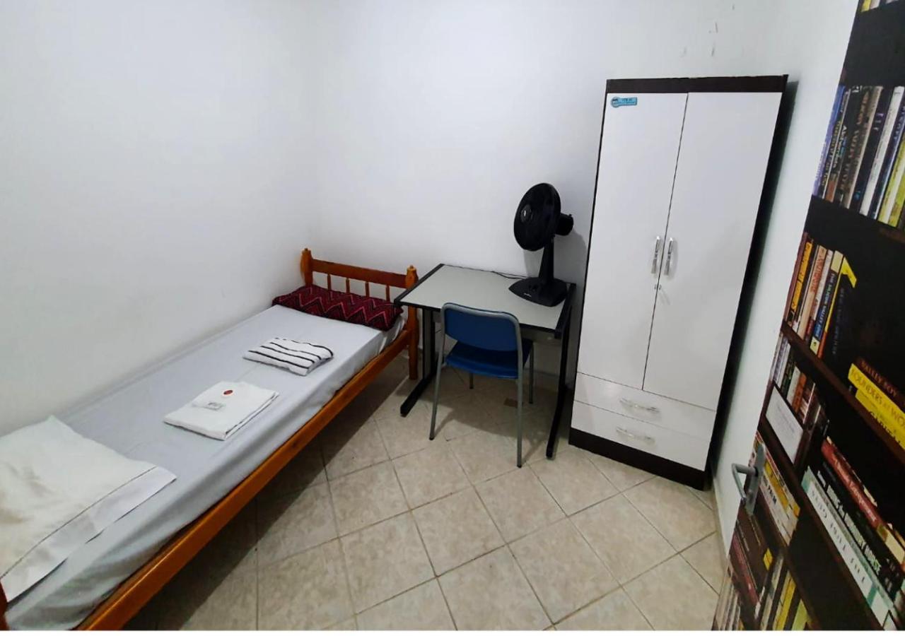 Hostel Airport Rooms Diadema Bagian luar foto